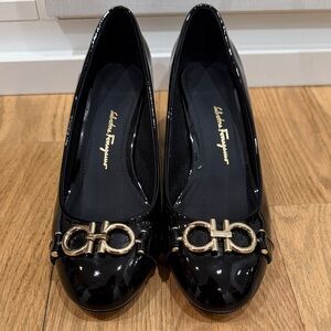 Salvatore Ferragamo Black Patent Gancini Ballet Flats